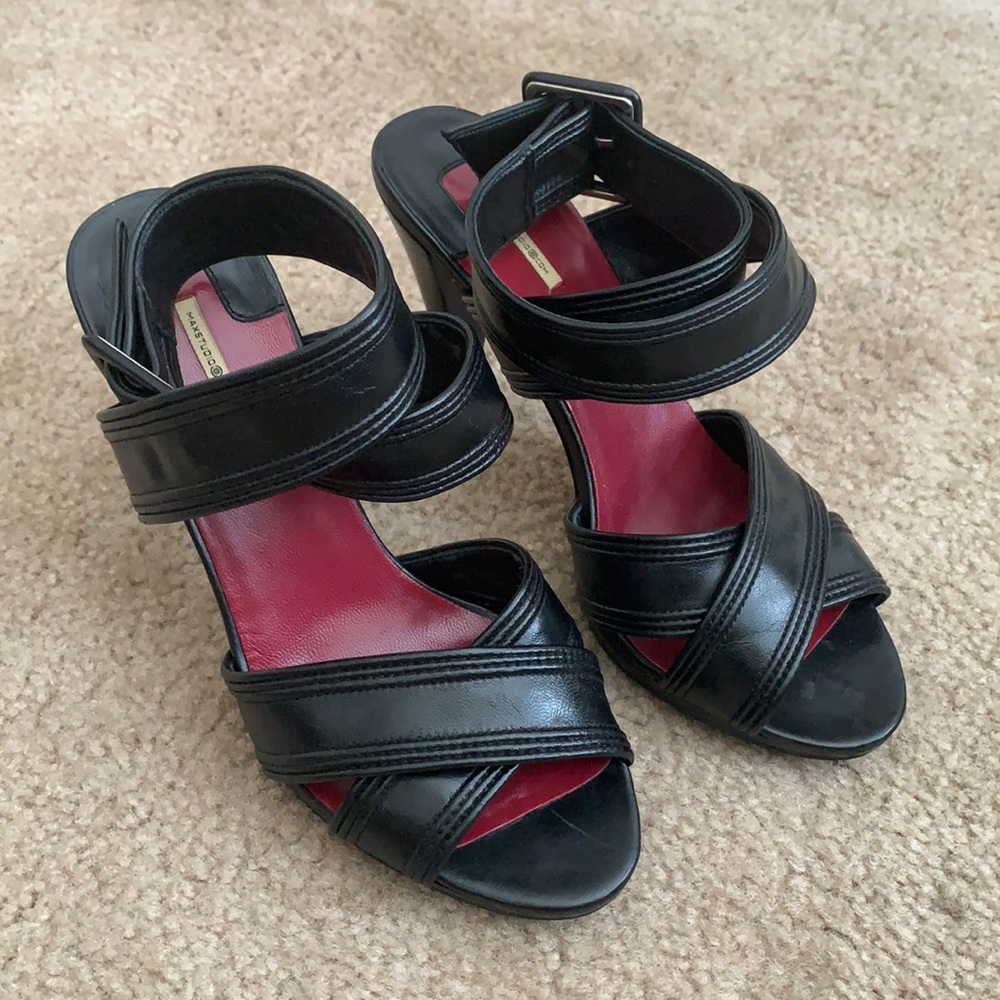 Max Studio xchange wrap leather sandal